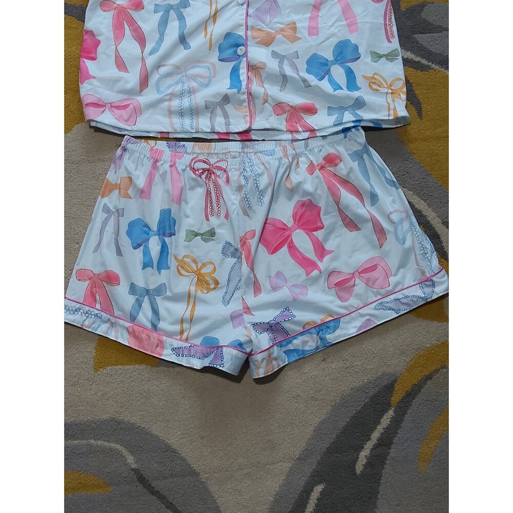 $NWT PJ set, colorful bows design, button down shirt with shorts. Soft XXL - Picture 3 of 8